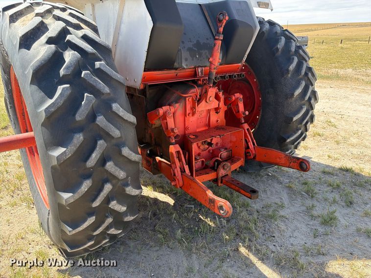 image for item EW2202 1976 Case 1370 tractor