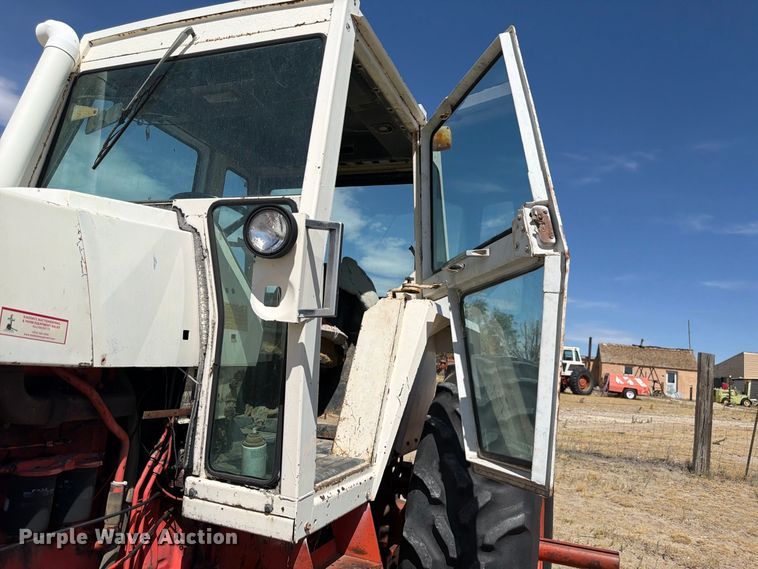 image for item EW2202 1976 Case 1370 tractor