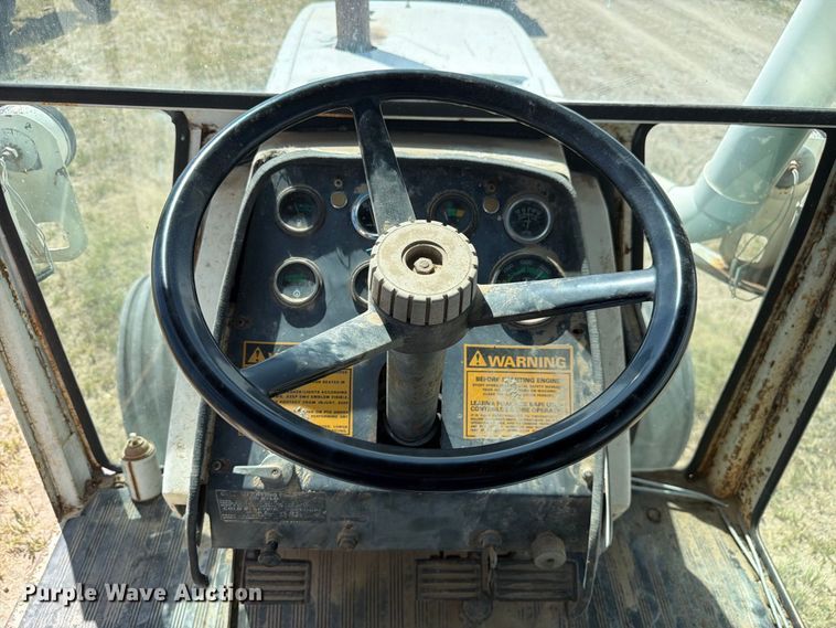 image for item EW2202 1976 Case 1370 tractor
