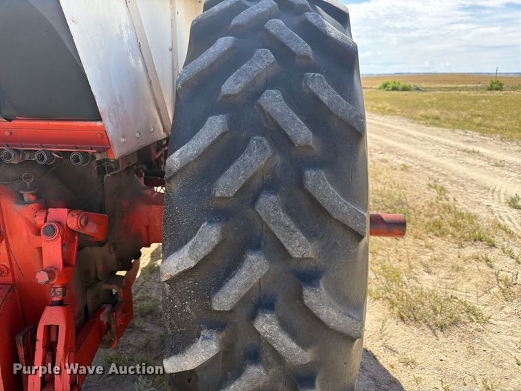 image for item EW2202 1976 Case 1370 tractor
