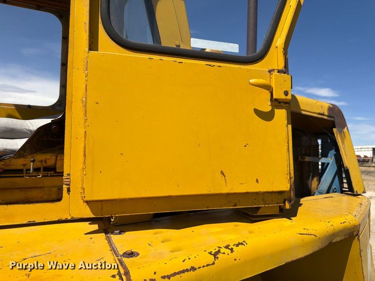 image for item EW2203 Michigan 55-AG wheel loader