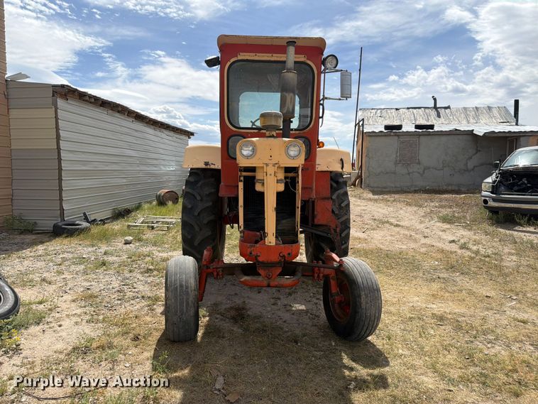 image for item EW2204 Case 930 tractor