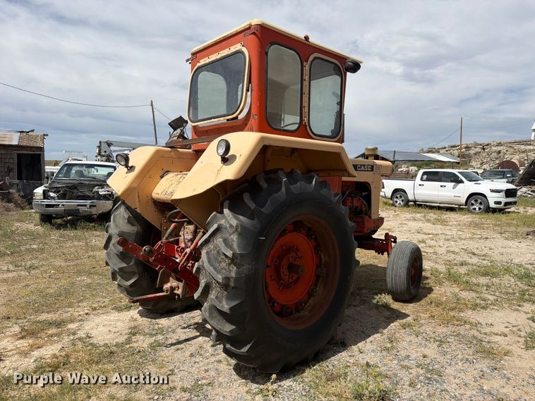 image for item EW2204 Case 930 tractor