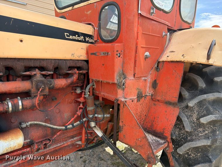 image for item EW2204 Case 930 tractor