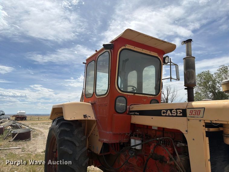 image for item EW2204 Case 930 tractor