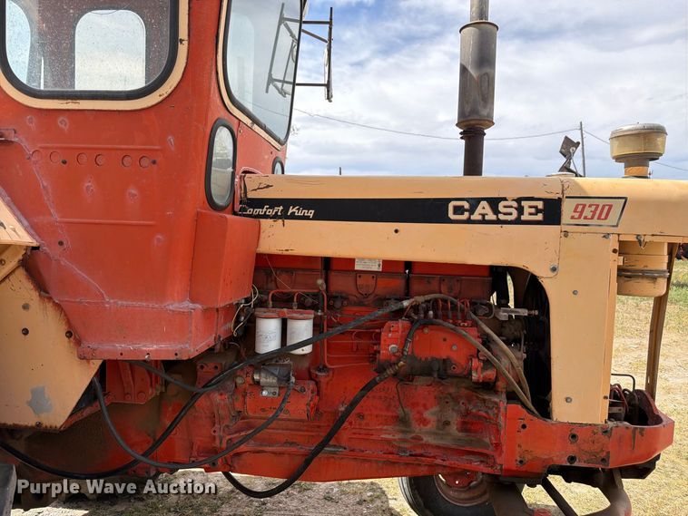 image for item EW2204 Case 930 tractor