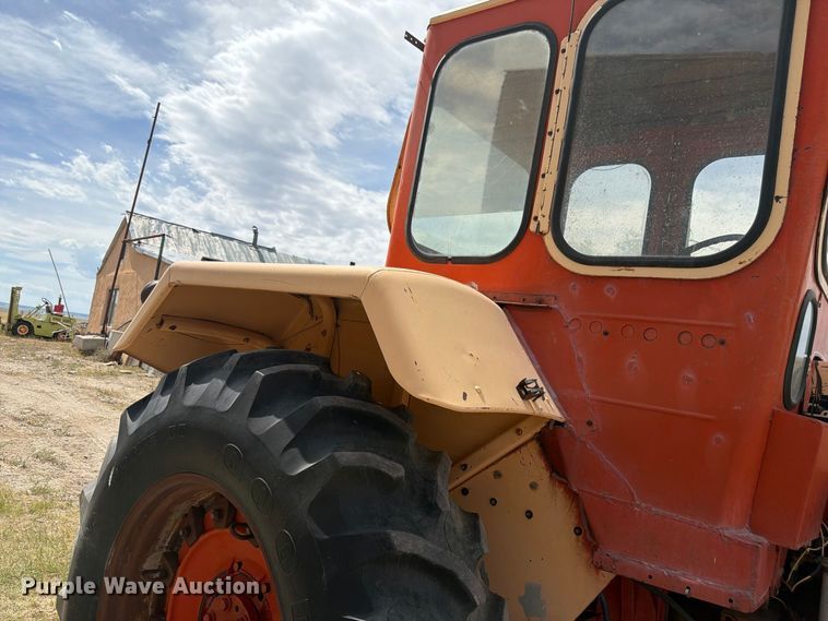 image for item EW2204 Case 930 tractor