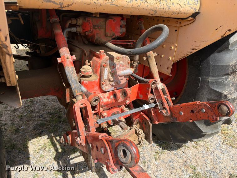image for item EW2204 Case 930 tractor