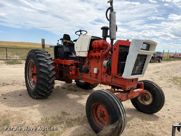 image for item EW2205 1976 Case 970 tractor
