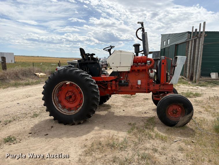 image for item EW2205 1976 Case 970 tractor