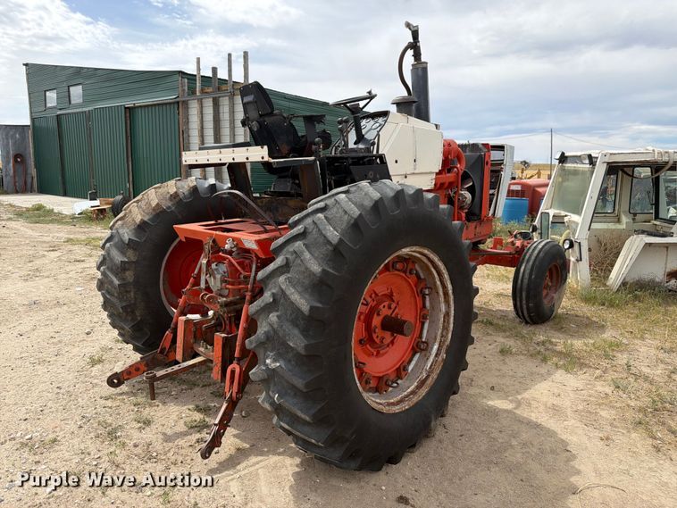 image for item EW2205 1976 Case 970 tractor