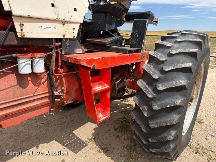 image for item EW2205 1976 Case 970 tractor