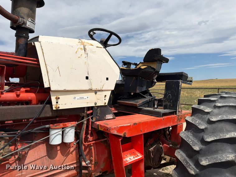 image for item EW2205 1976 Case 970 tractor