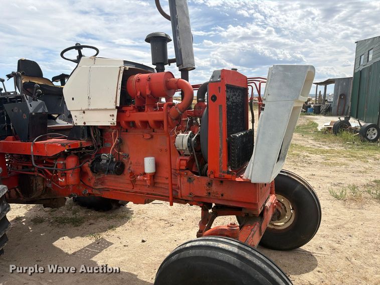 image for item EW2205 1976 Case 970 tractor