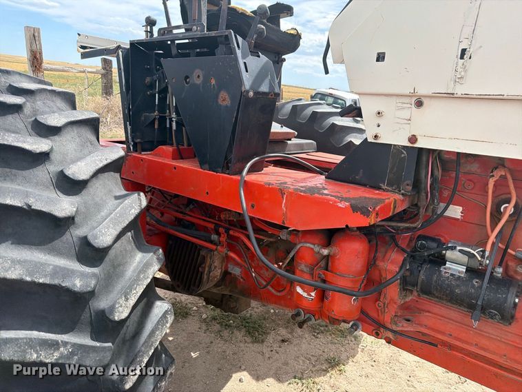 image for item EW2205 1976 Case 970 tractor