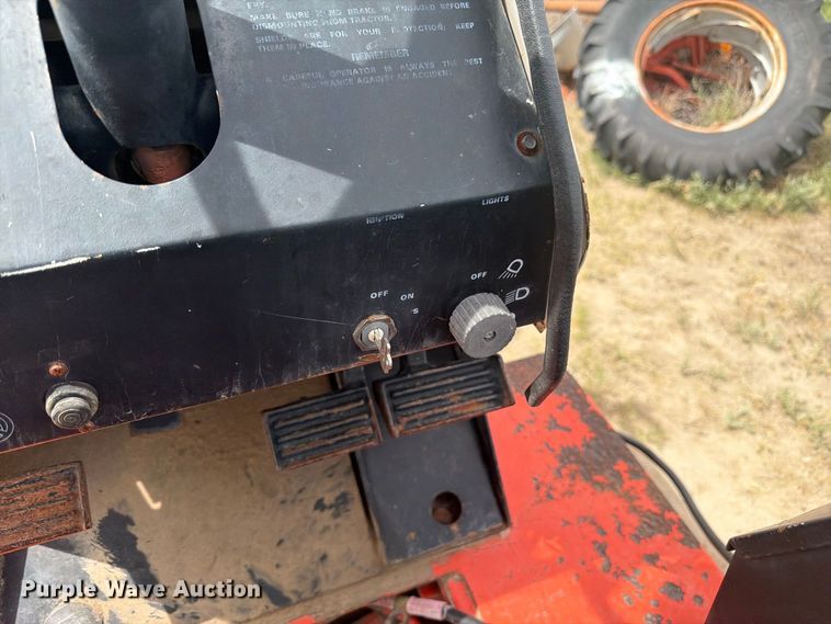 image for item EW2205 1976 Case 970 tractor