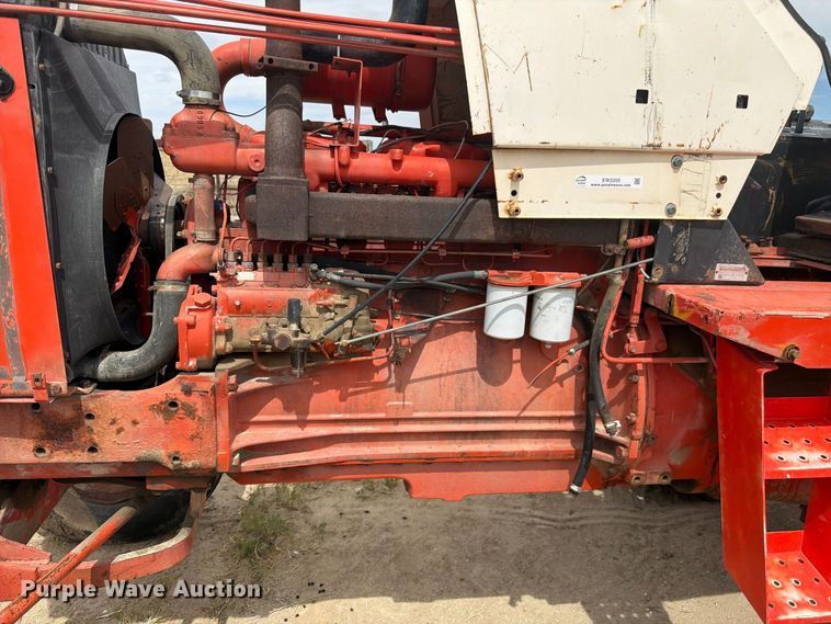 image for item EW2205 1976 Case 970 tractor