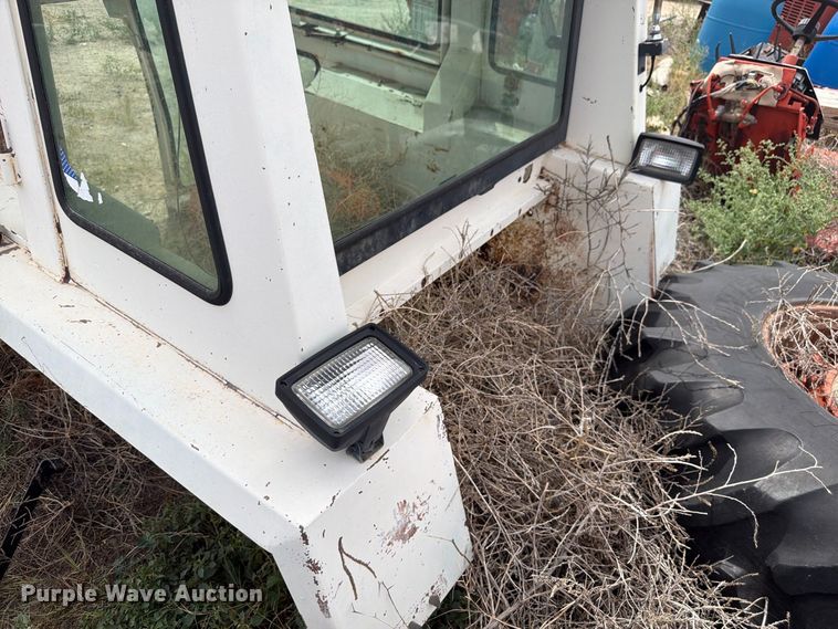image for item EW2205 1976 Case 970 tractor