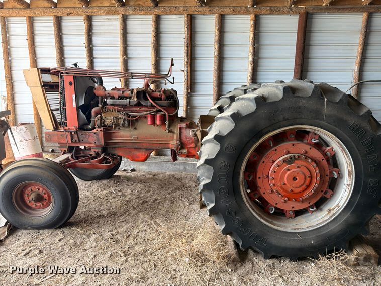 image for item EW2206 Case tractor