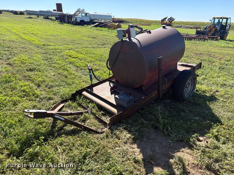 Fuel tank trailer