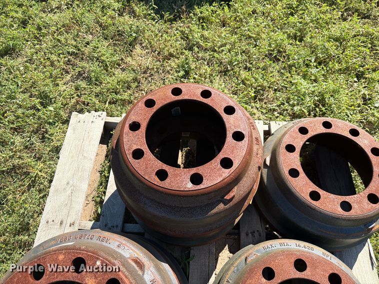image for item EW2220 (6) brake drums