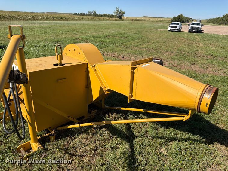image for item EW2221 Hitchcock straw blower