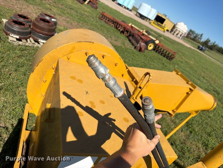 image for item EW2221 Hitchcock straw blower
