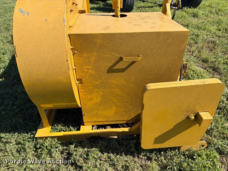 image for item EW2221 Hitchcock straw blower