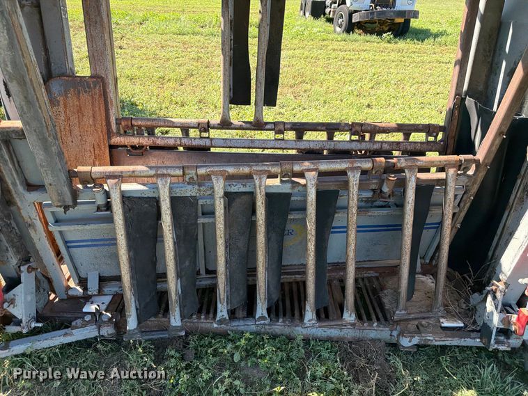 image for item EW2224 Moly Silencer  squeeze chute