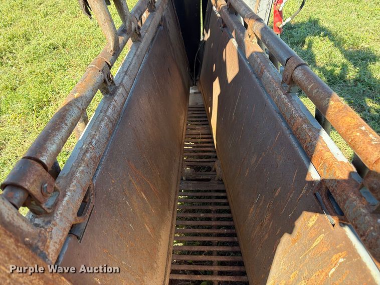image for item EW2224 Moly Silencer  squeeze chute