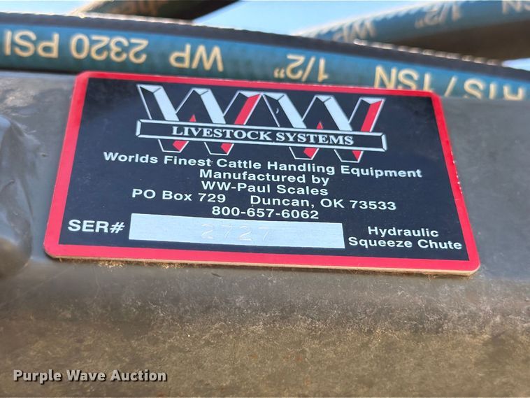 image for item EW2225 WW Livestock Systems  squeeze chute