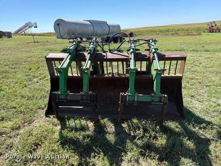 image for item EW2229 Wheel loader grapple bucket