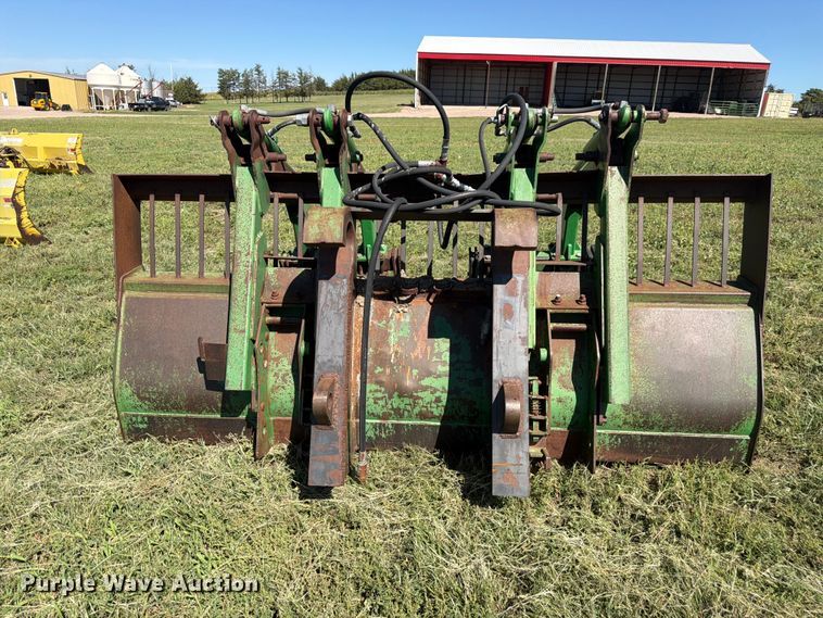 image for item EW2229 Wheel loader grapple bucket