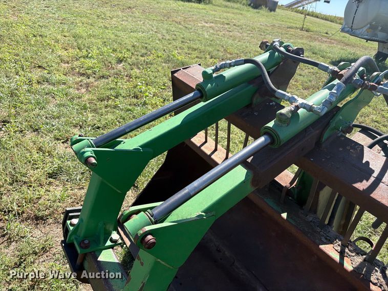 image for item EW2229 Wheel loader grapple bucket