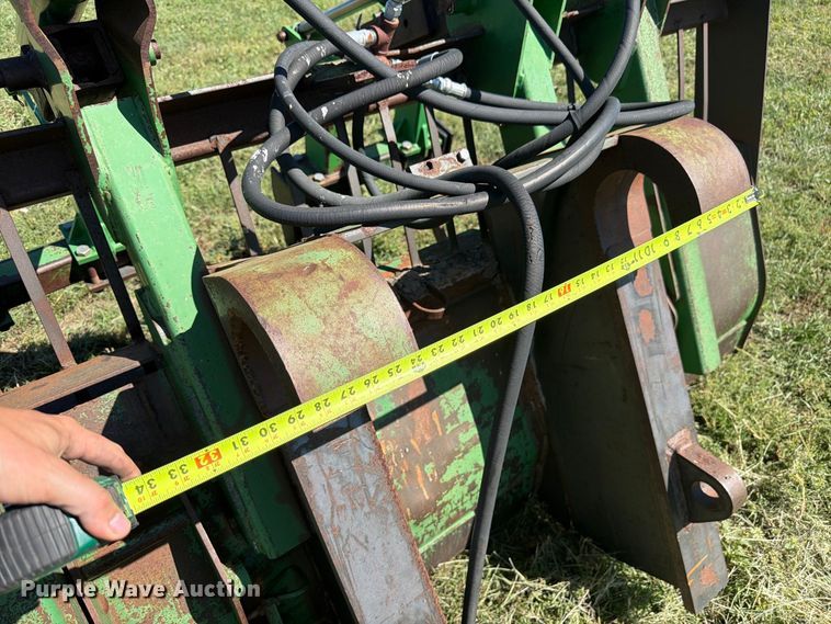 image for item EW2229 Wheel loader grapple bucket
