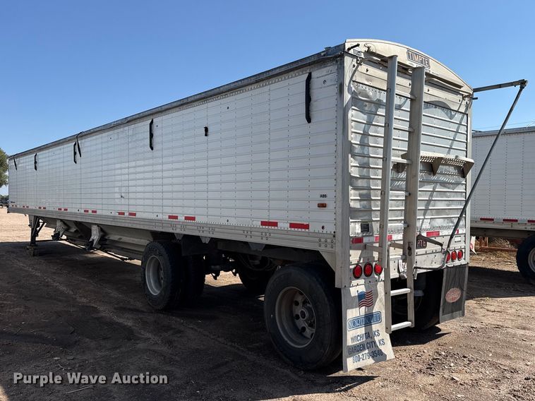 image for item EW4252 2017 Timpte grain trailer