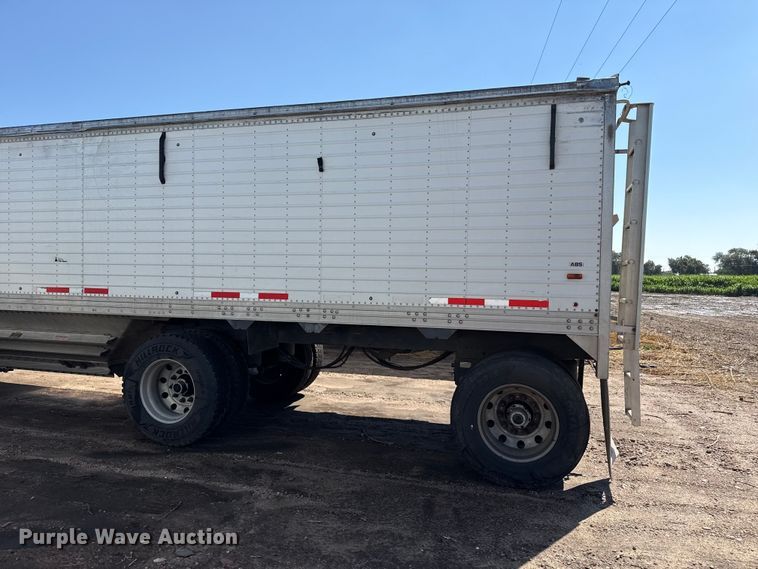 image for item EW4252 2017 Timpte grain trailer