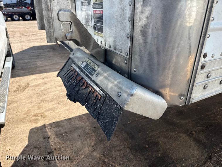 image for item EW4252 2017 Timpte grain trailer
