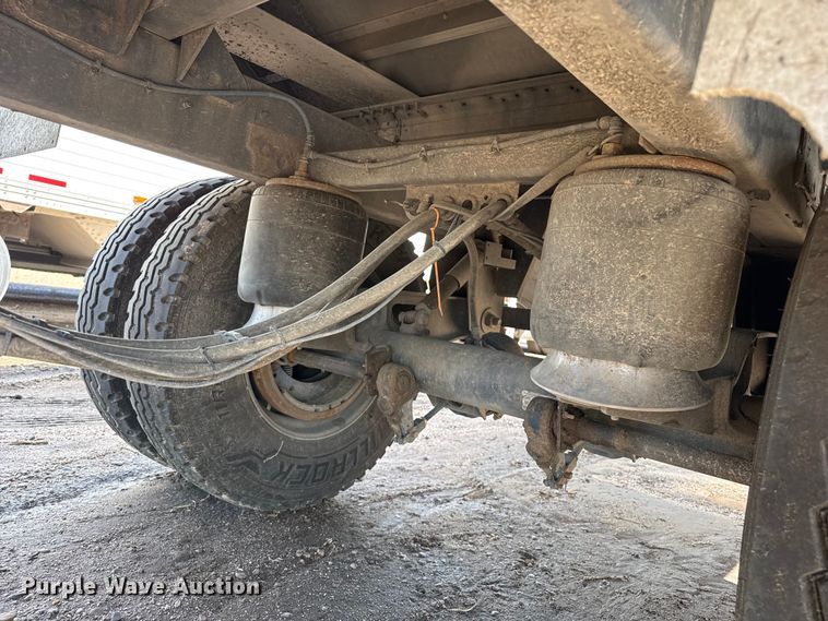 image for item EW4252 2017 Timpte grain trailer
