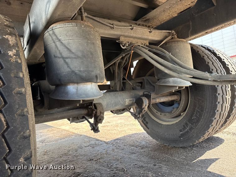 image for item EW4252 2017 Timpte grain trailer