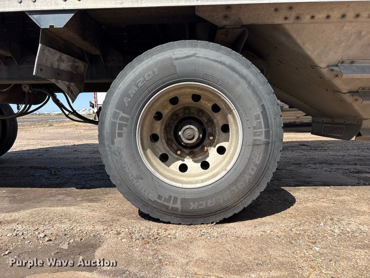 image for item EW4252 2017 Timpte grain trailer