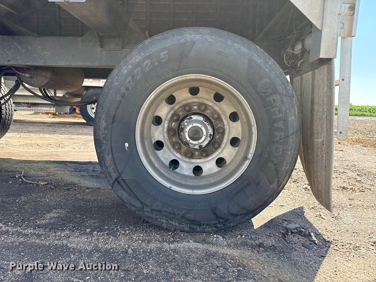 image for item EW4252 2017 Timpte grain trailer