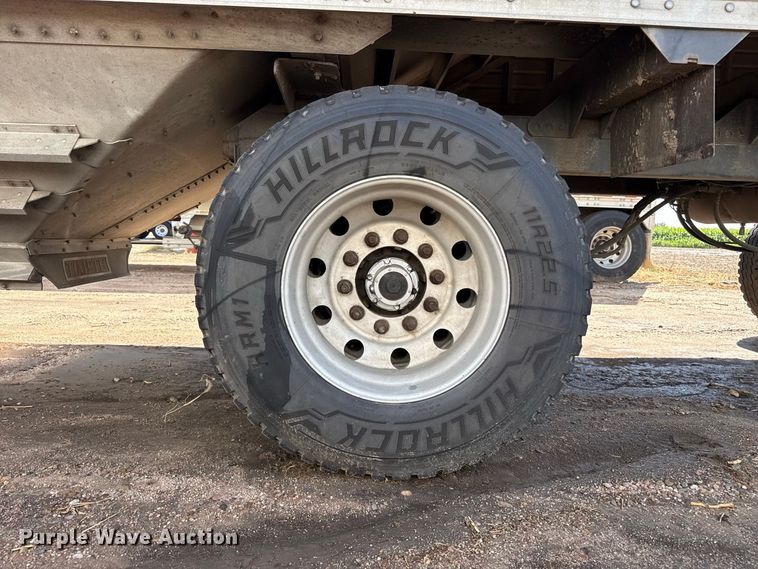 image for item EW4252 2017 Timpte grain trailer