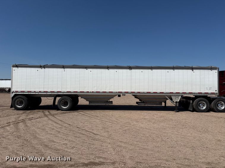 image for item EW4254 2017 Wilson DWH-650 grain trailer