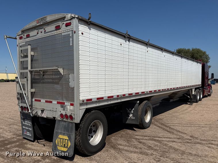 image for item EW4254 2017 Wilson DWH-650 grain trailer