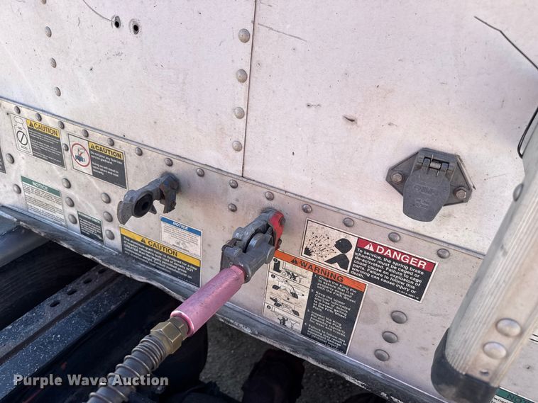 image for item EW4254 2017 Wilson DWH-650 grain trailer