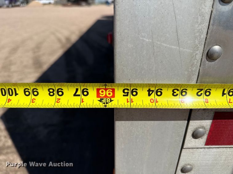 image for item EW4254 2017 Wilson DWH-650 grain trailer