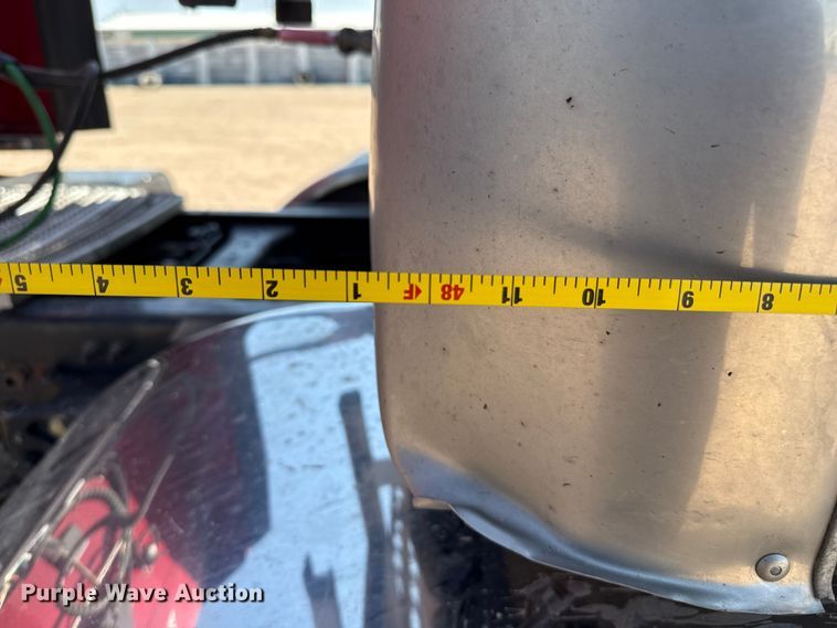 image for item EW4254 2017 Wilson DWH-650 grain trailer