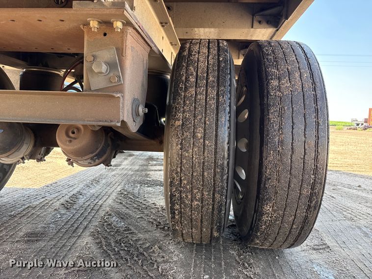 image for item EW4254 2017 Wilson DWH-650 grain trailer