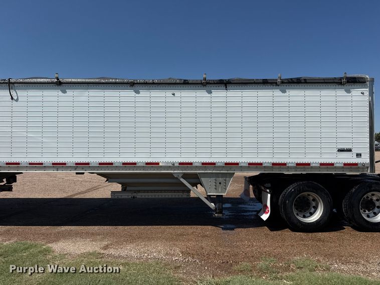 image for item EW4255 2024 Wilson DWH-750 grain trailer
